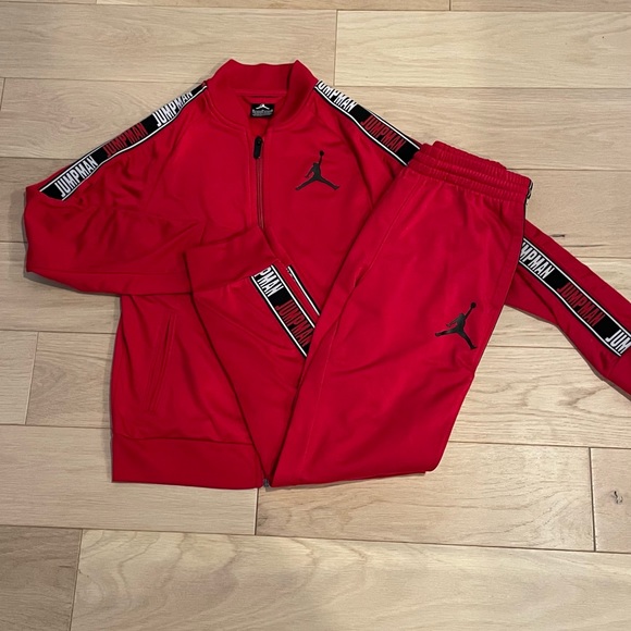 So much fun stuff ❤️❤️❤️ - Picture 15 of 16